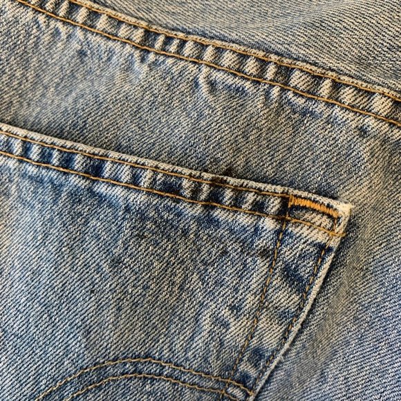 Vintage Men's 501 Levi's High Rise Mom Jeans - Picture 10 of 10